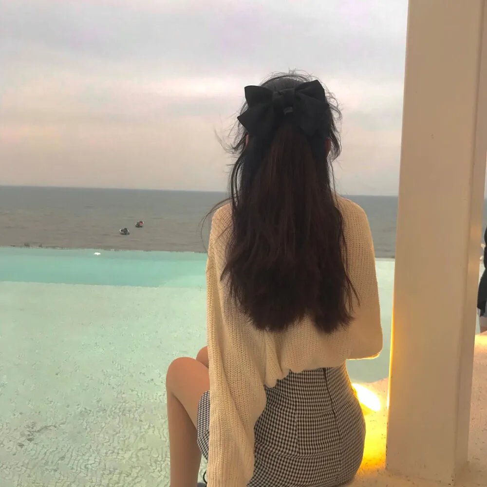强袭魔女第二季海报