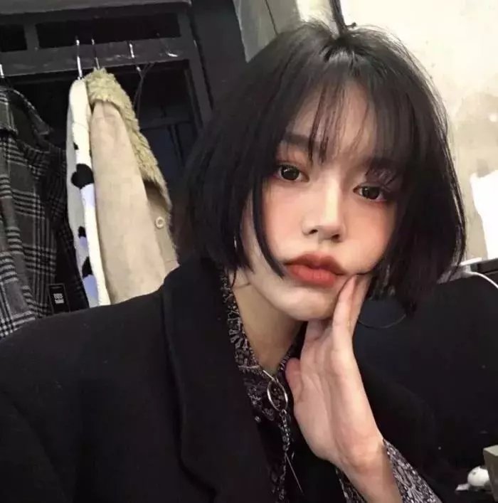 精灵高中:鬼魂高中海报